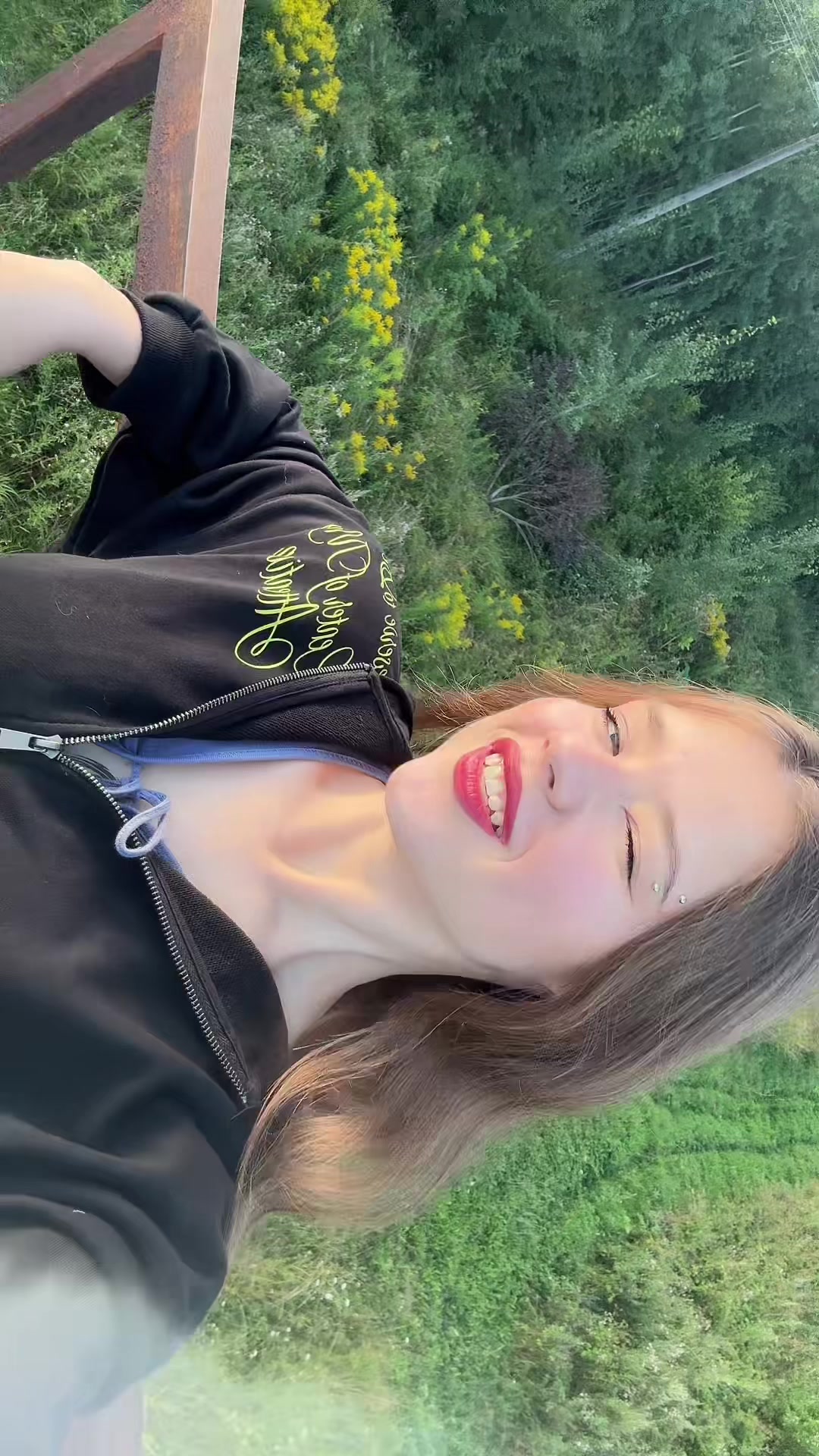 @Крошка от хлеба