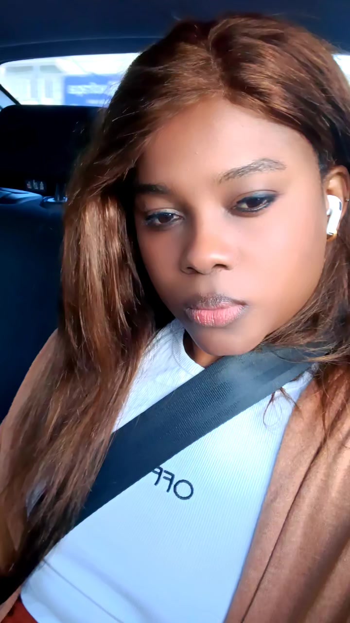@Flávia silva Lopes