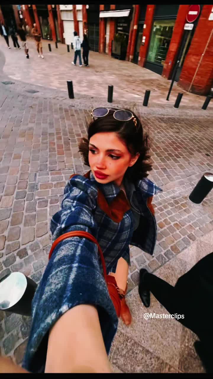 @Masterclips2