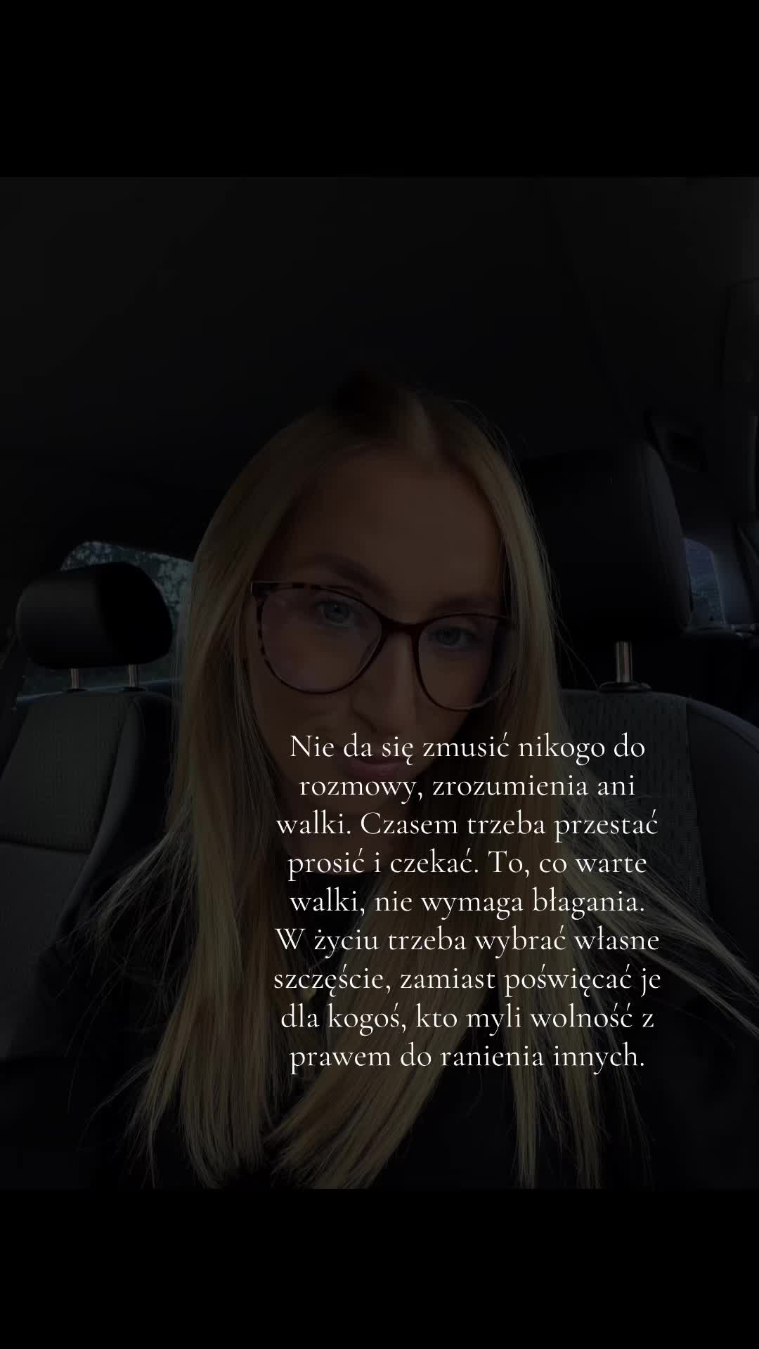 @juliaaa