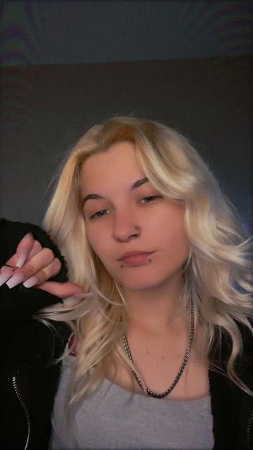 @Celine_cz