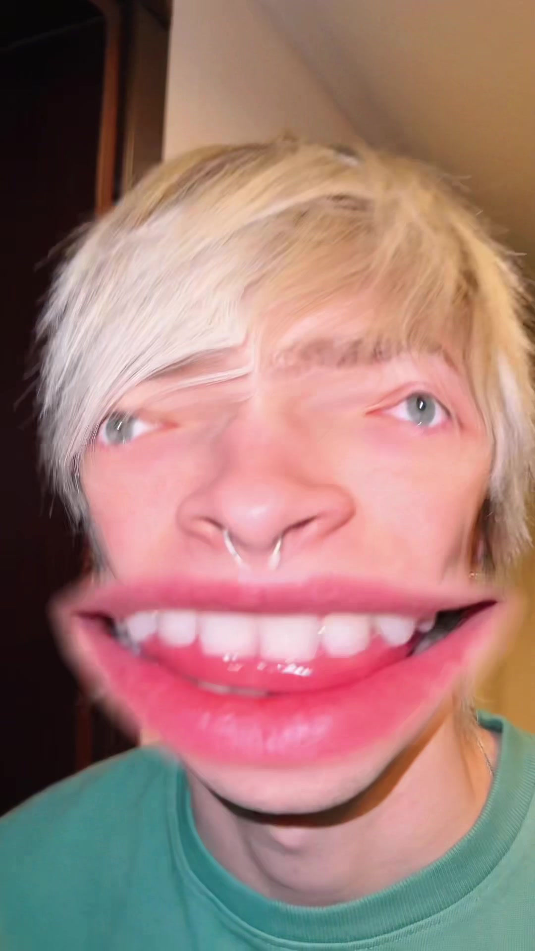 @nkeeei