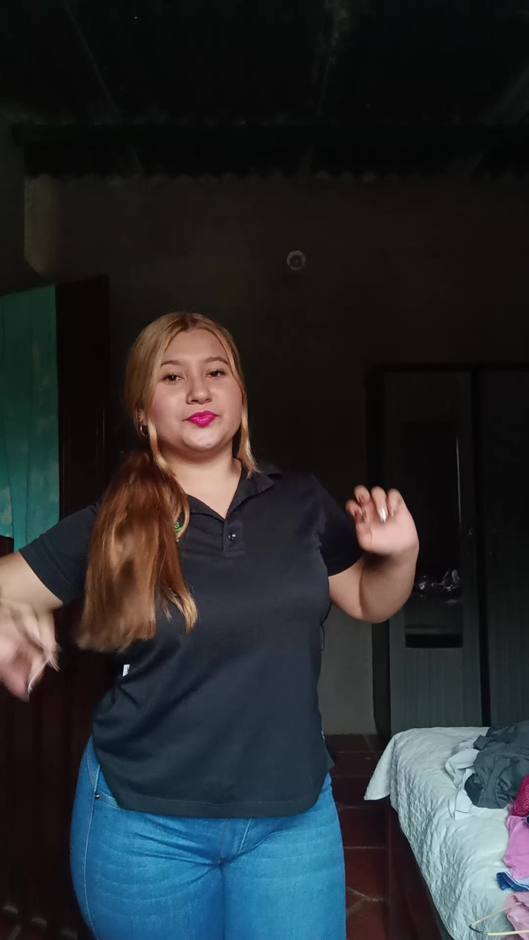 @Nayely