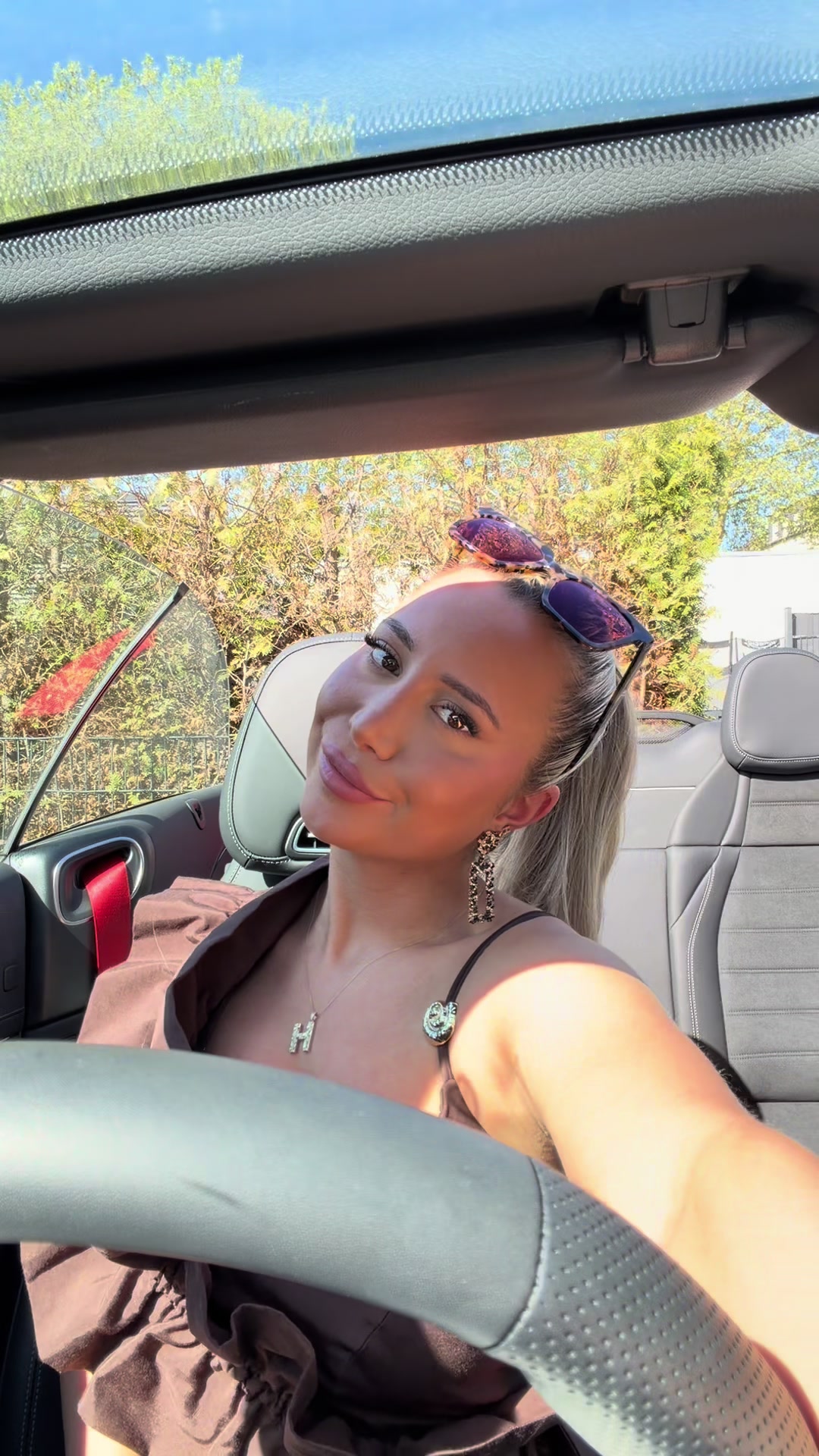@👸🏼🎀