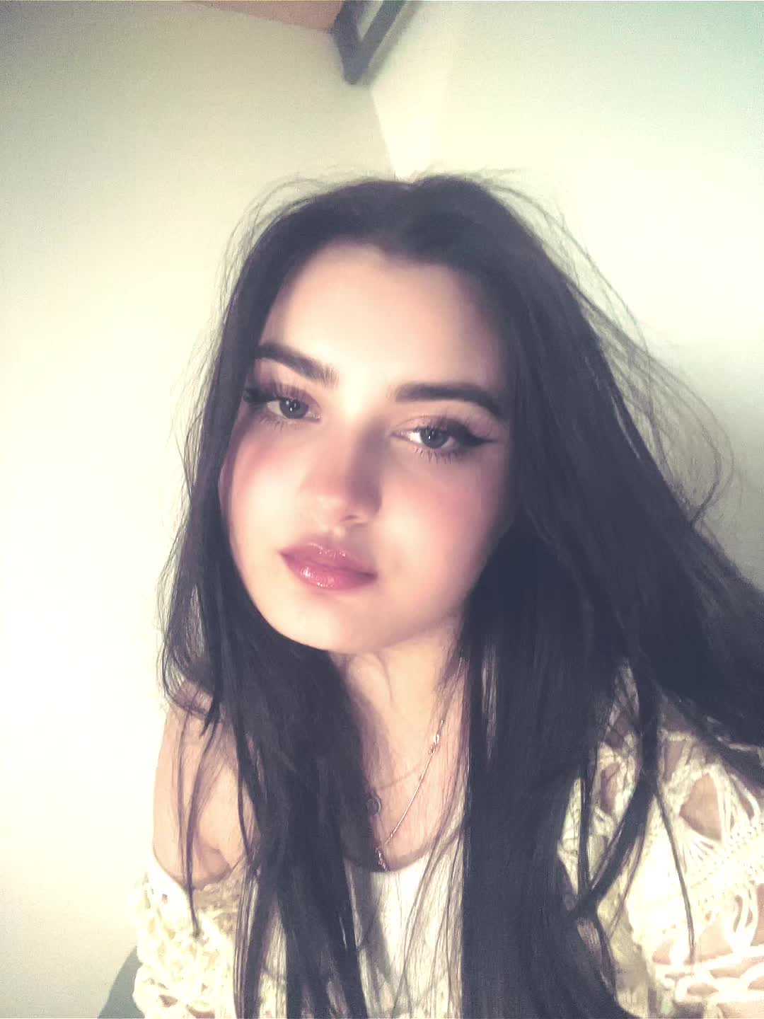 @Ariana_222