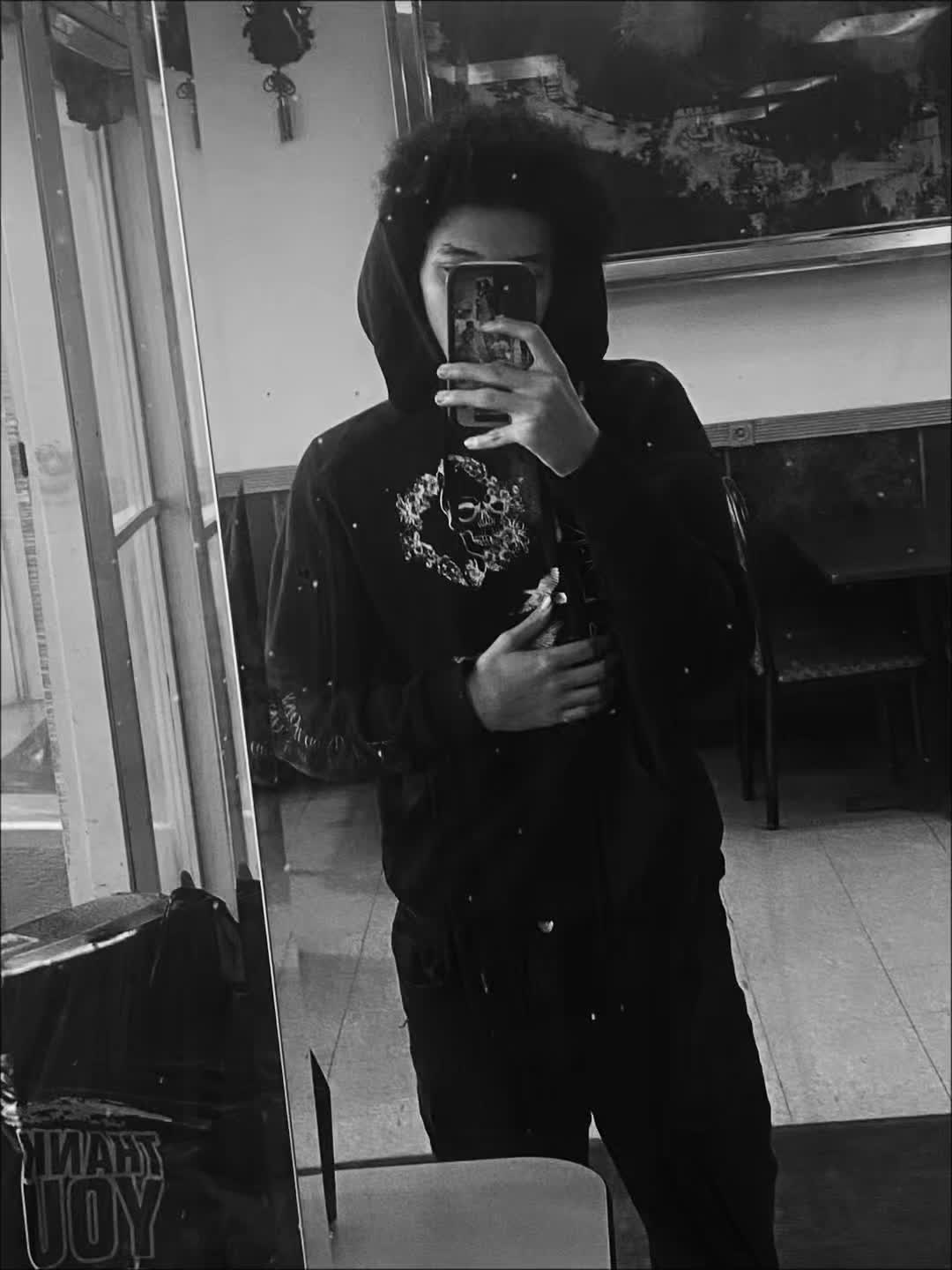 @Kjai😈