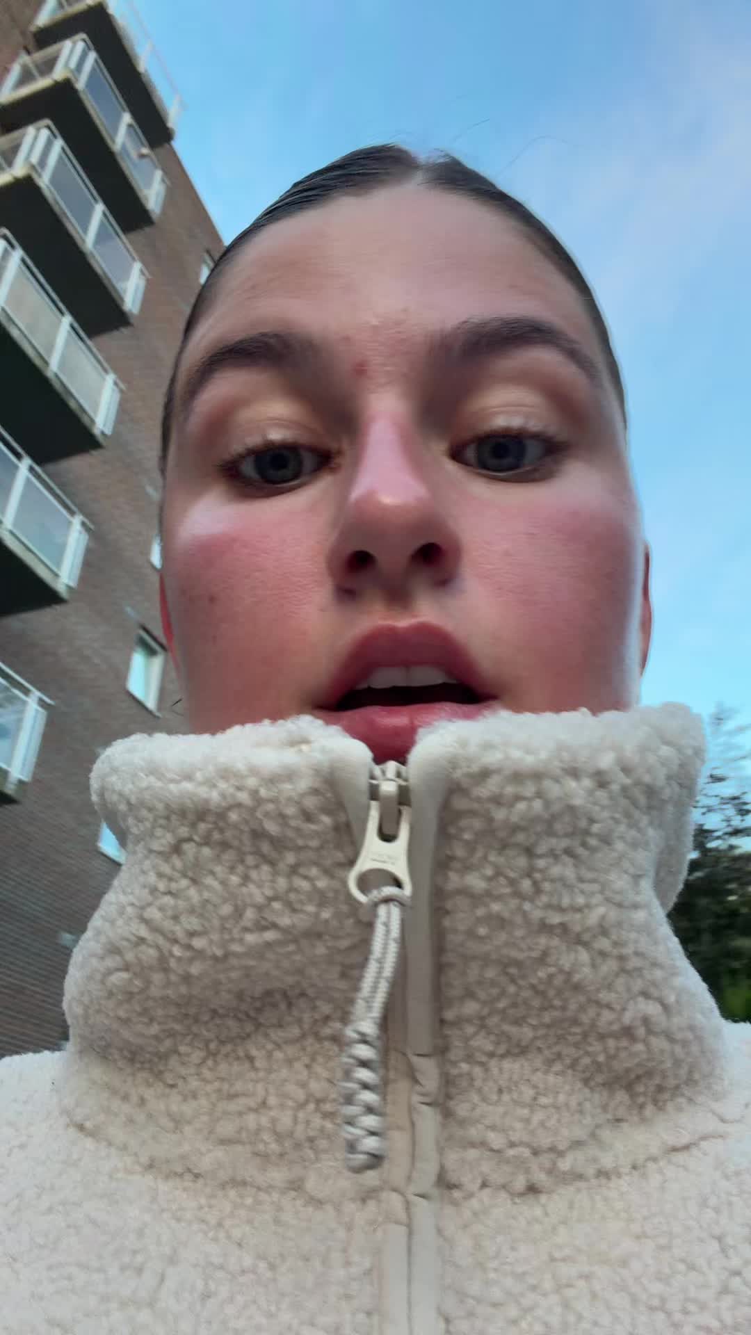@lilouroseee