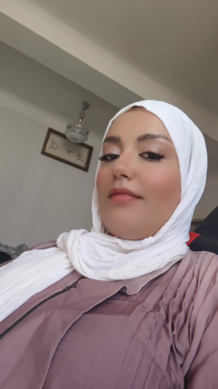 @مروة (وزيرة السعادة)🇩🇿