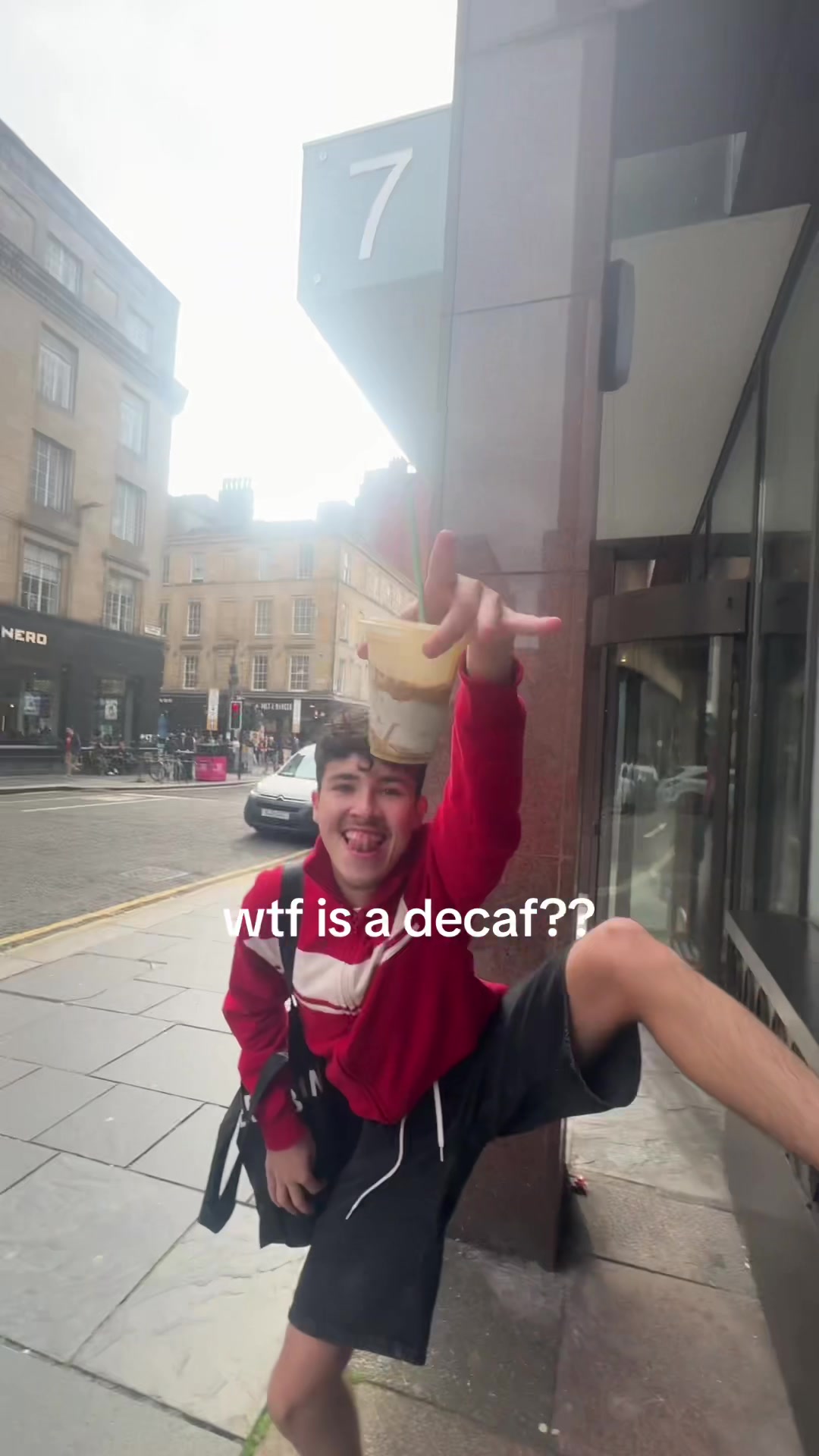 @Jen 🪽🦌🧁
