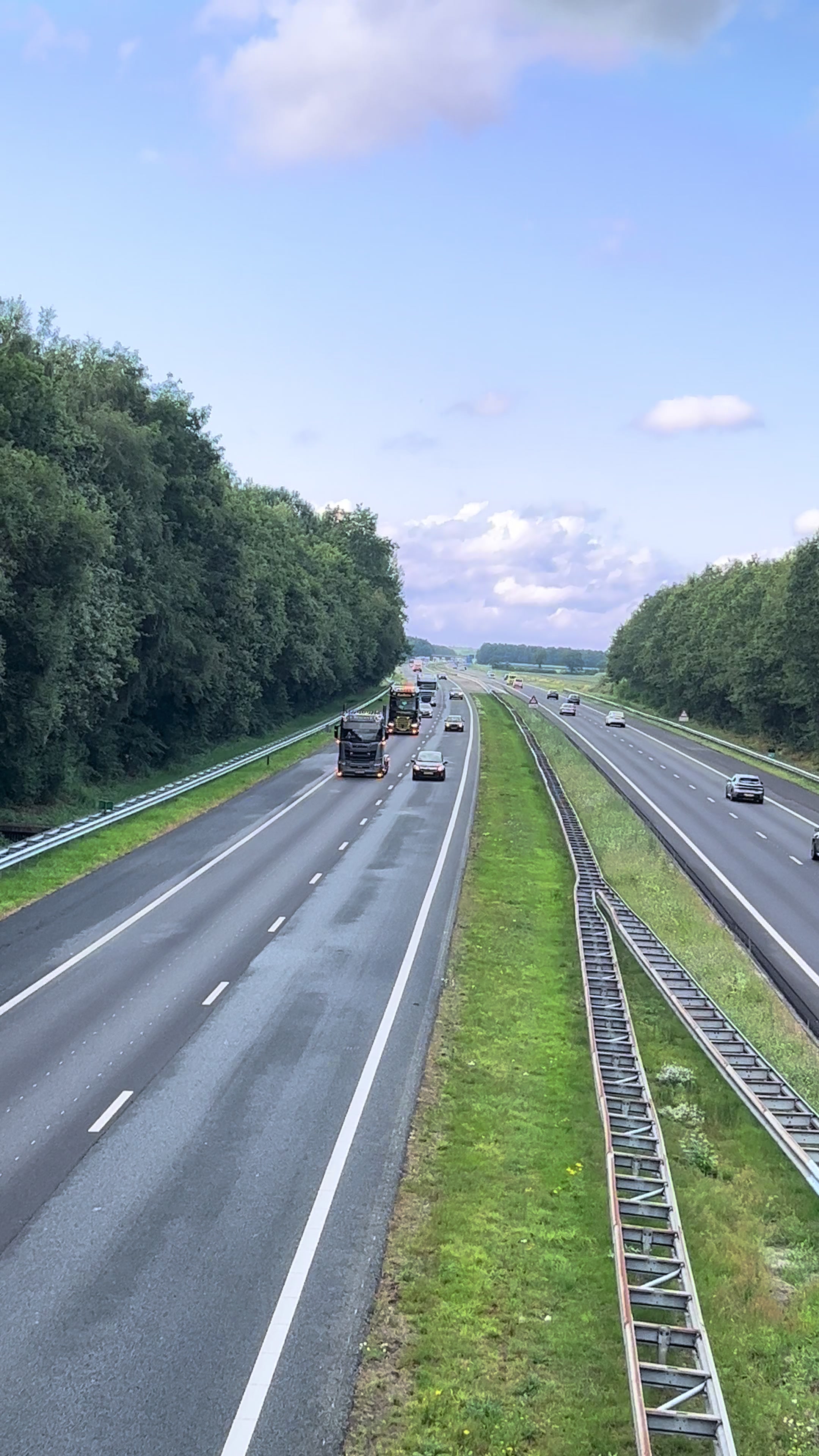 @GermanTruckspotter