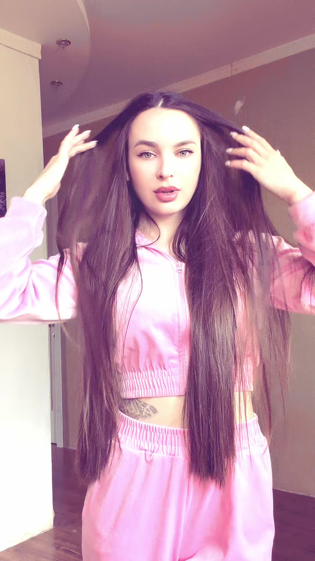 @Твой позитив🖤