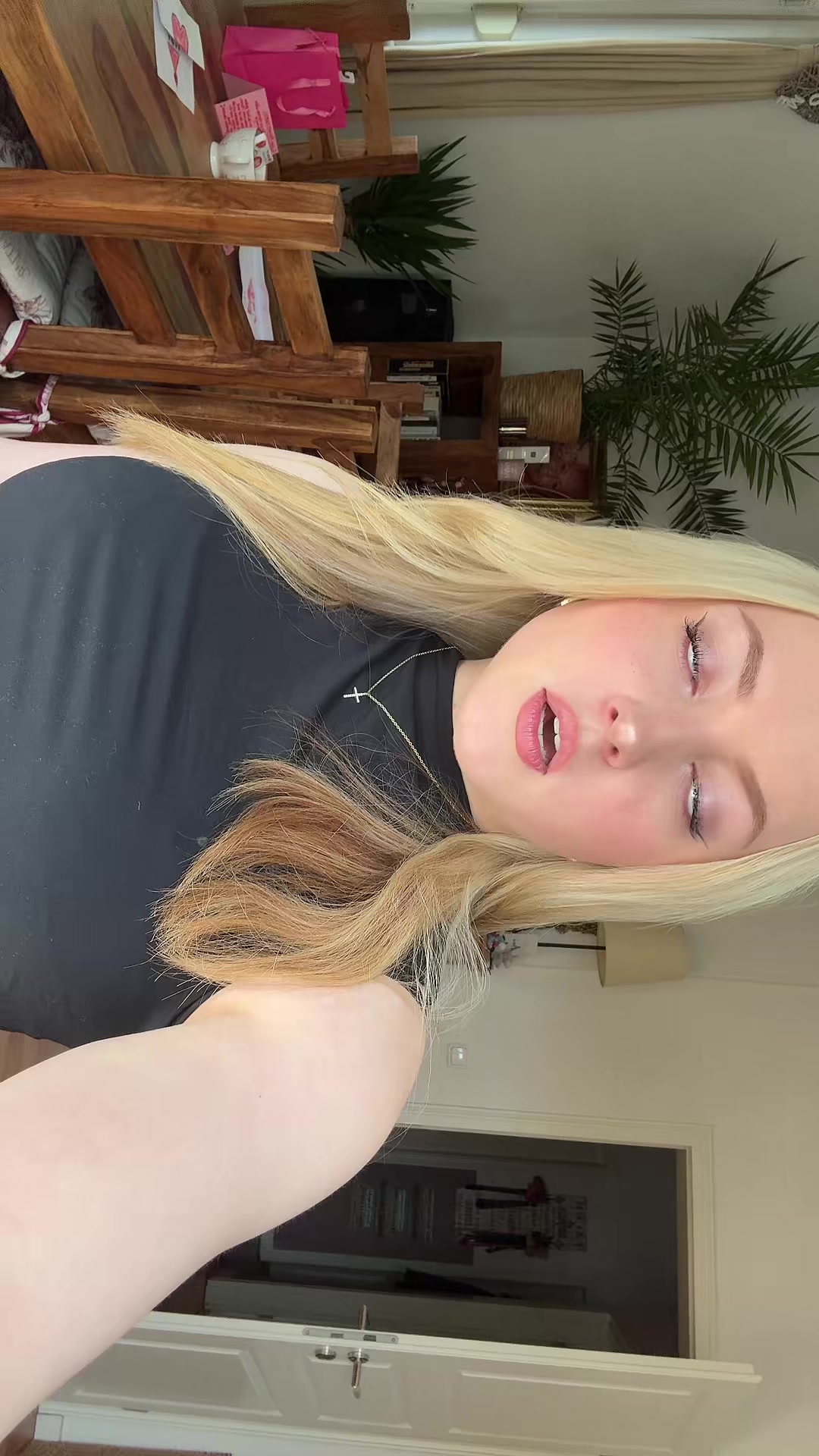 @𝐽𝐴𝑁𝐼𝑁𝐴