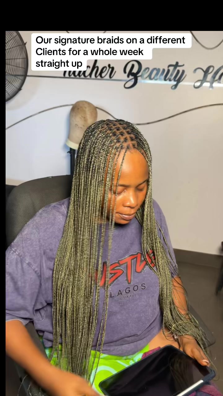 @Hairstylist in oshodi mainland