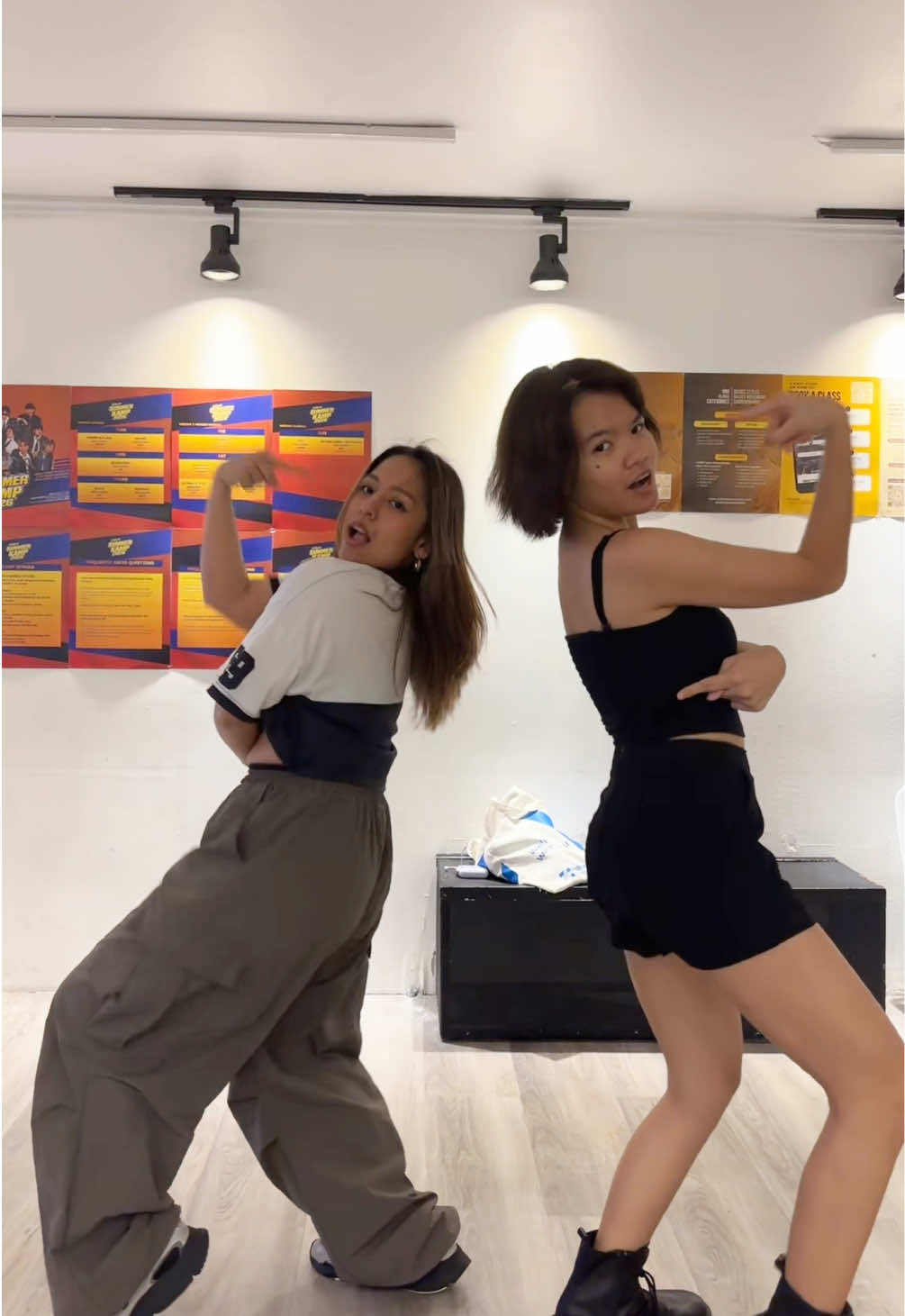 @Riya Vale 🇵🇭