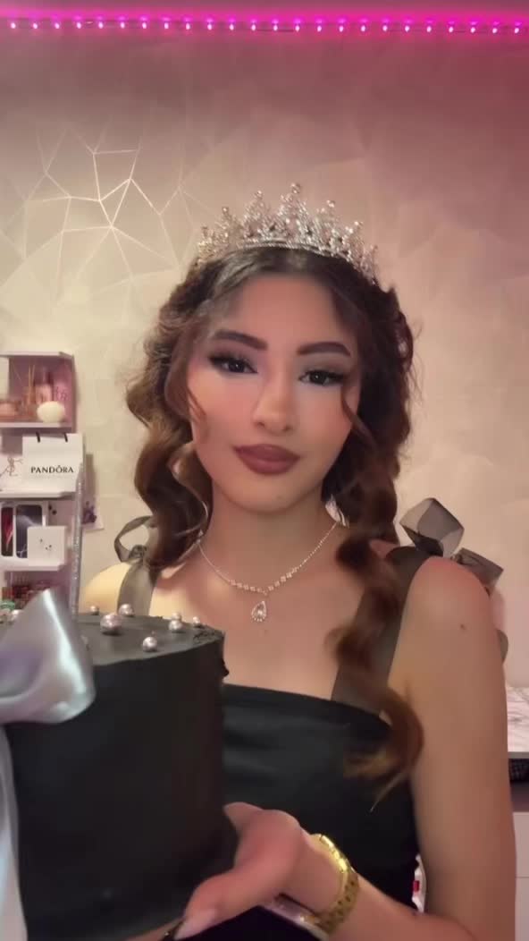 @𝙳𝚘𝚗𝚢𝚊 🖤