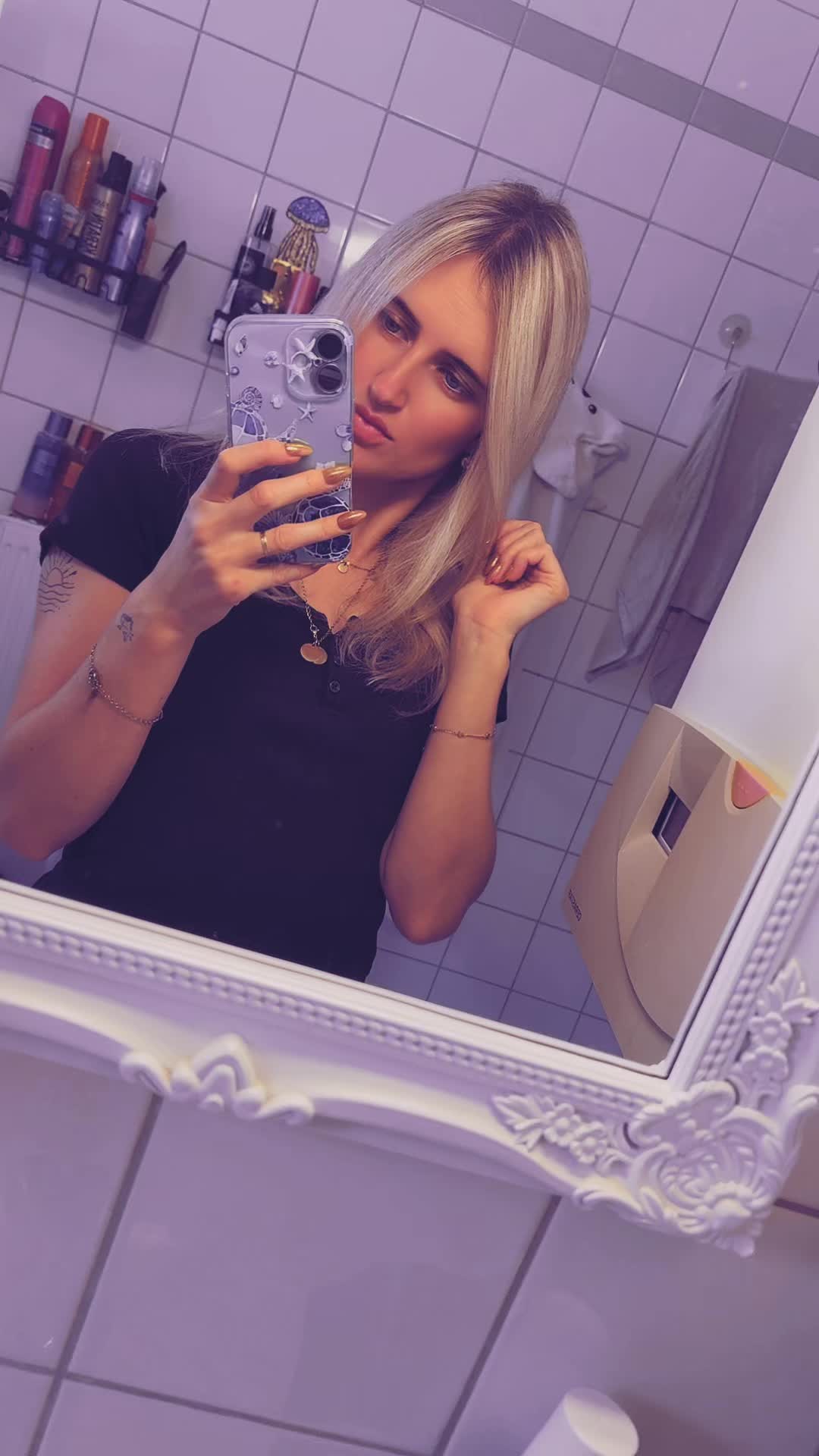@nadineeee_