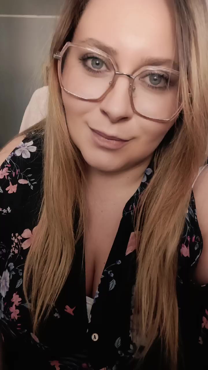 @NiebieskoOka💜🌴💜
