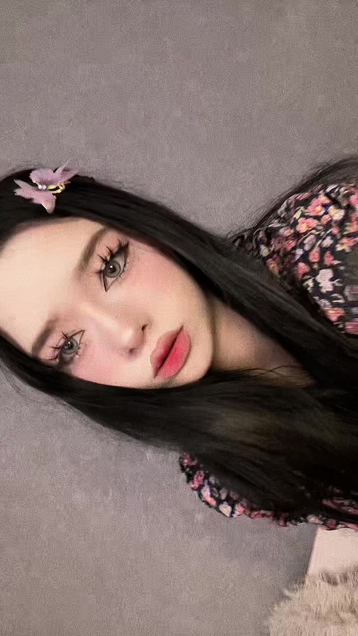 @³³³ КириЯ 🐾୭ ˚