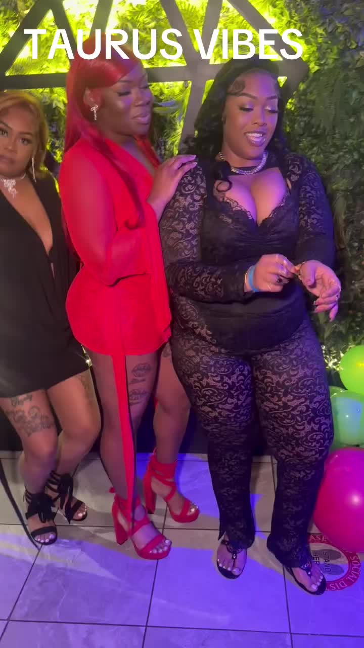 @Nieecyy