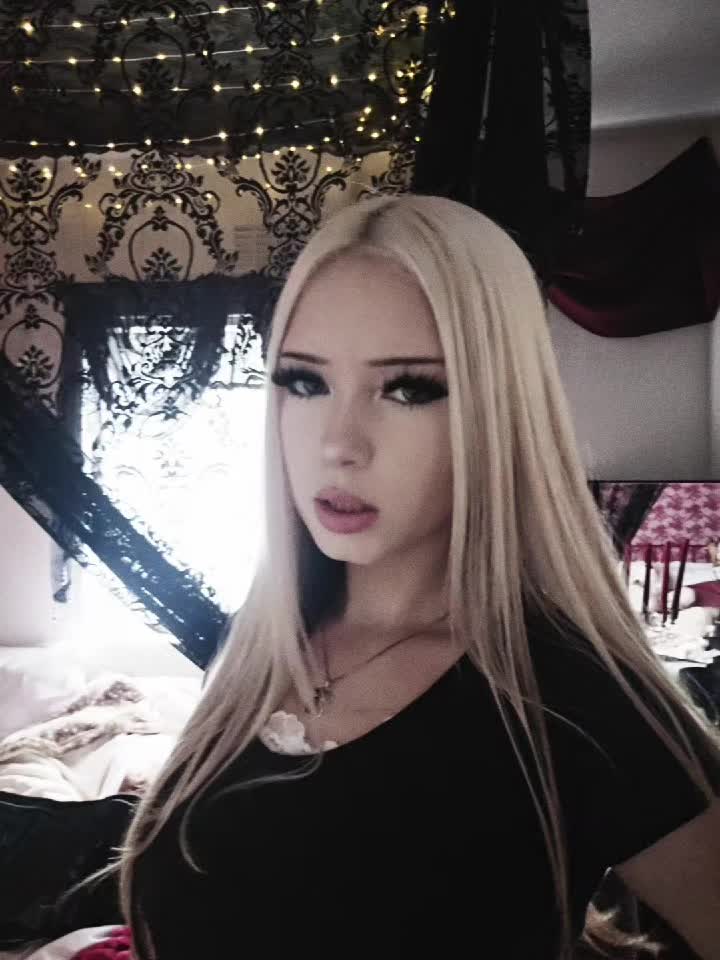 @𝐄 𝐌 𝐒 ꨄ