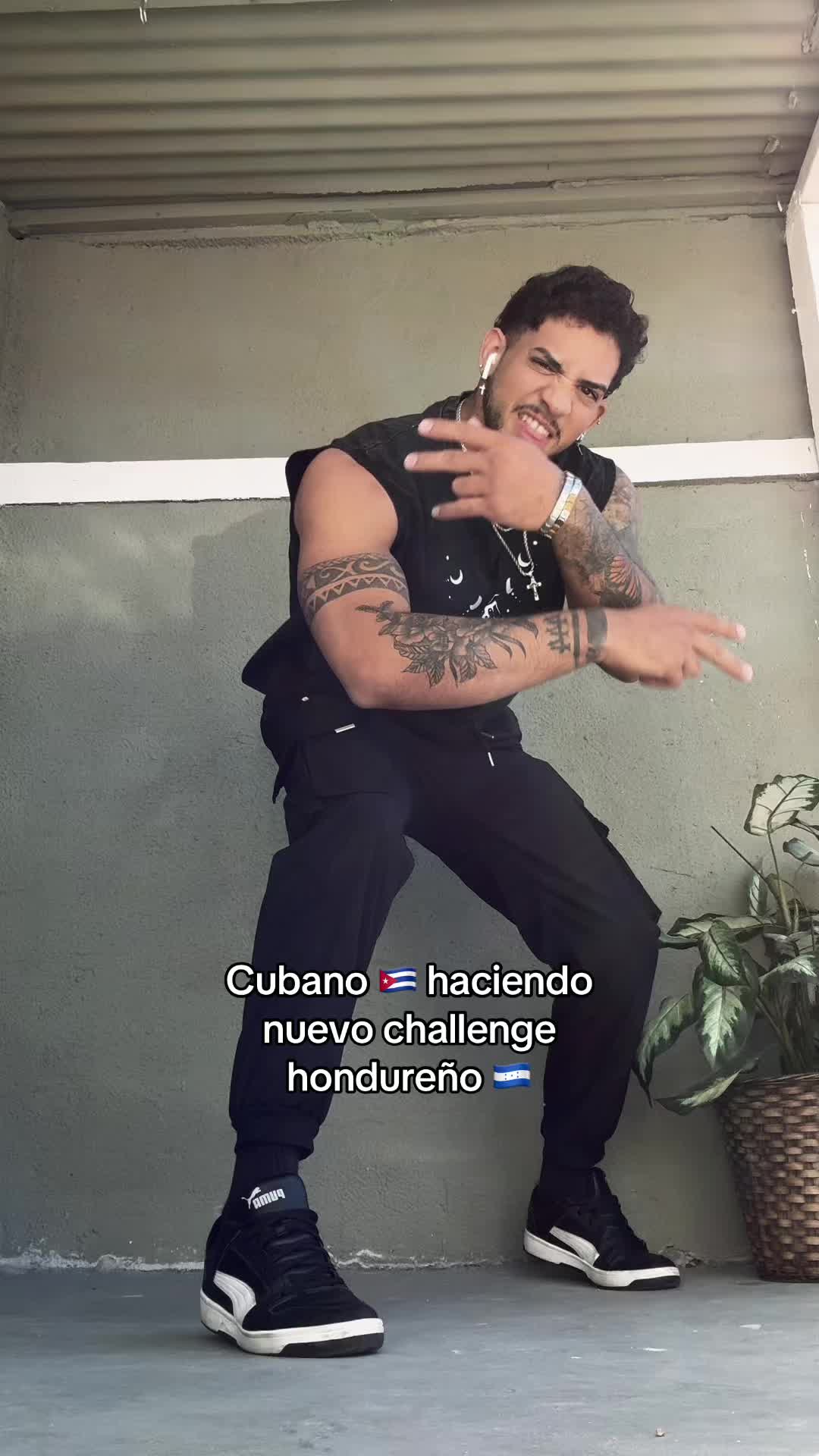 @Cubanito