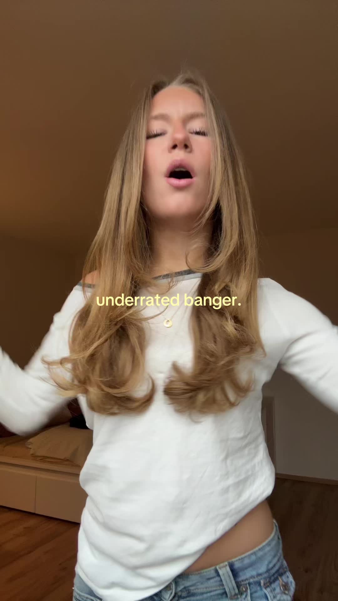 @slrlara