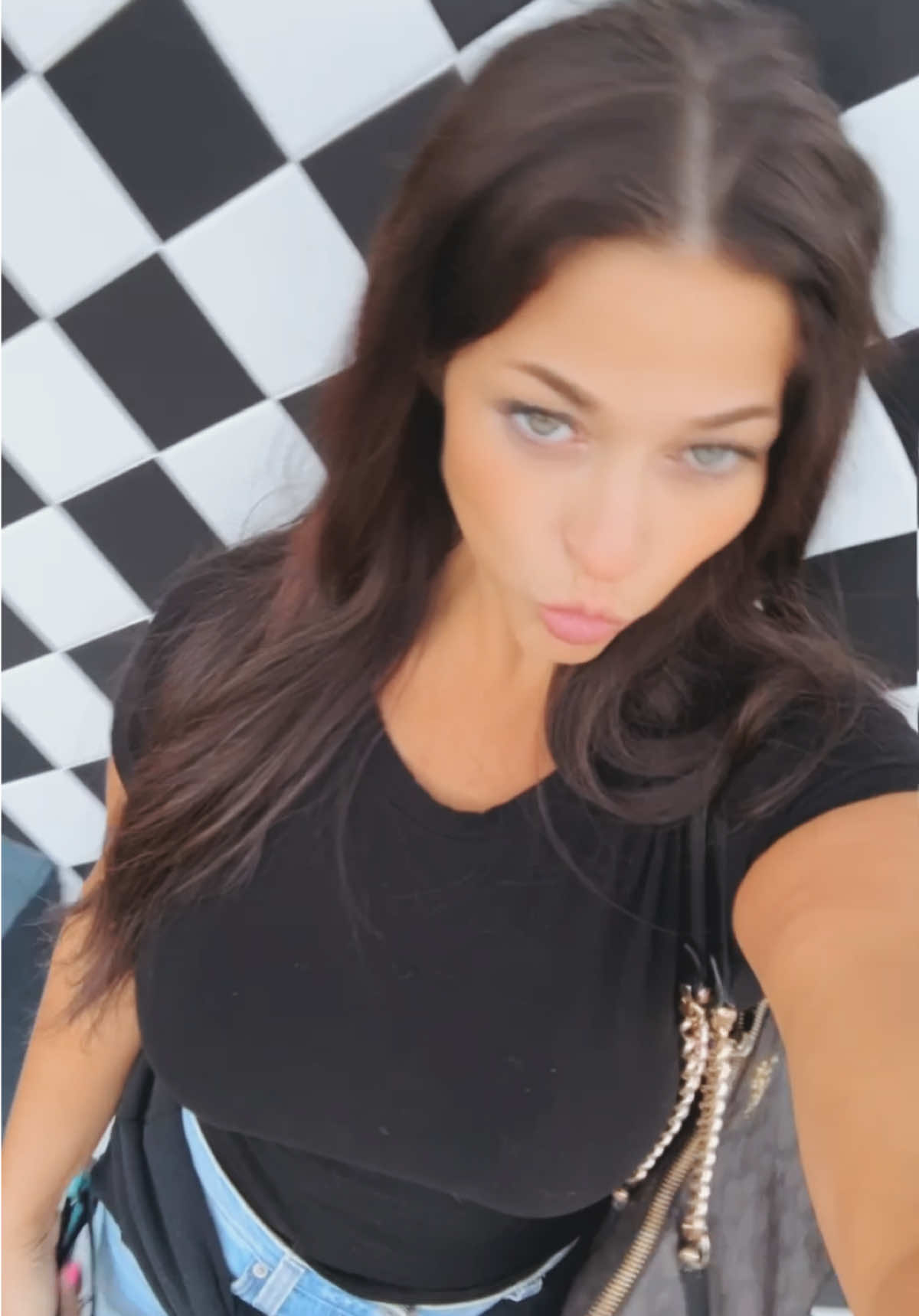 @JazzieAzzie