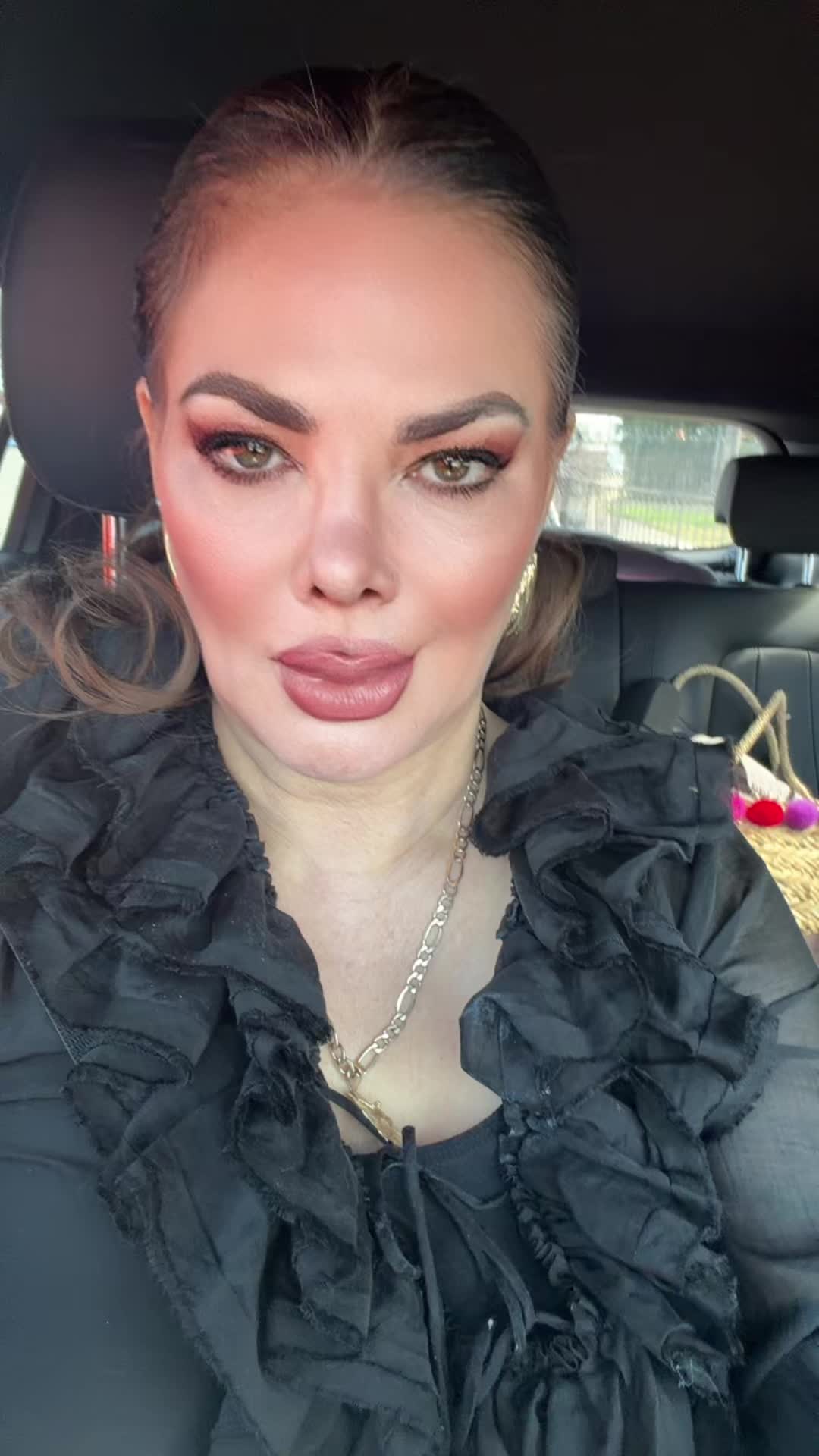 @Marisol