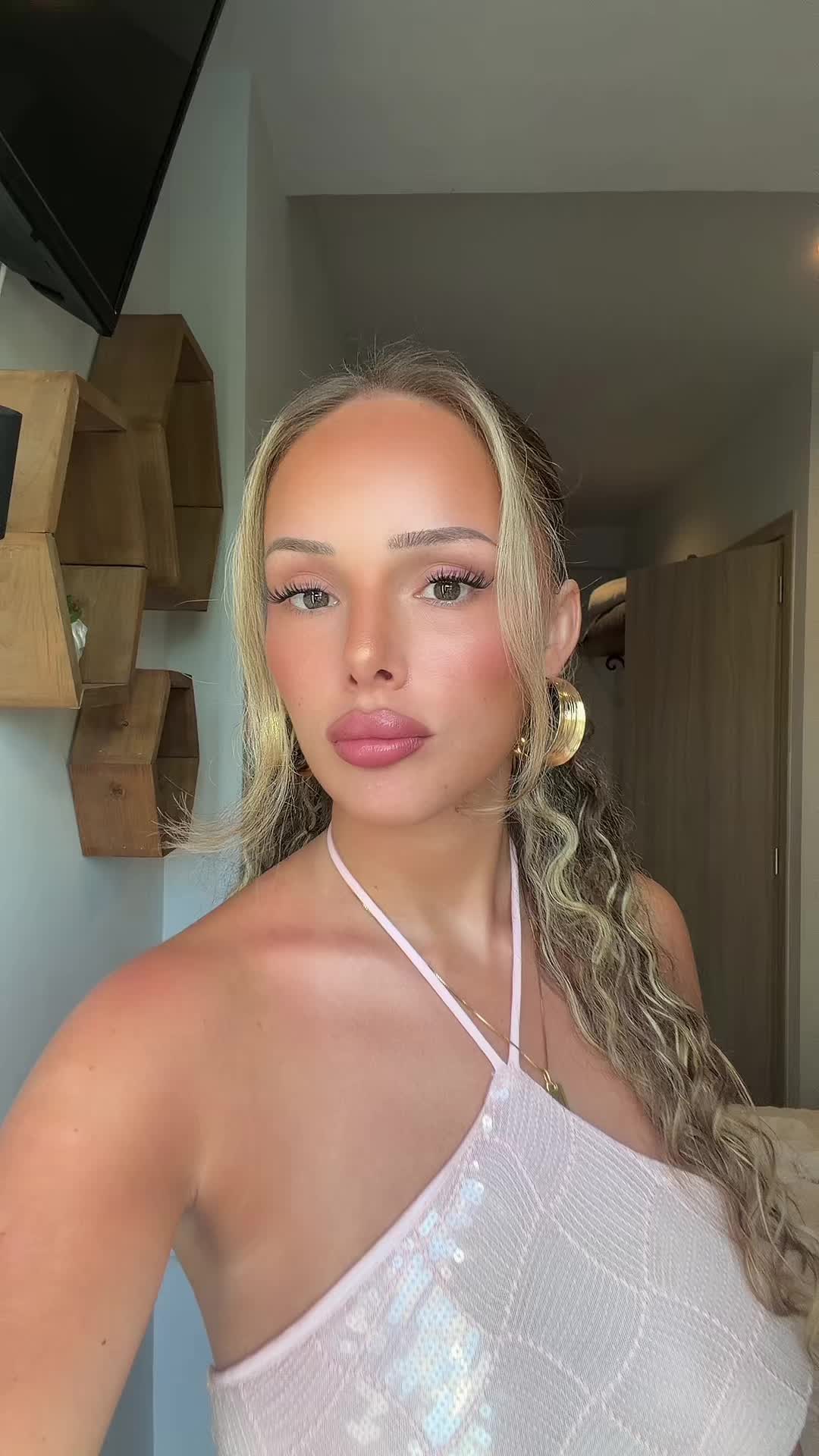 @Alina✨💞