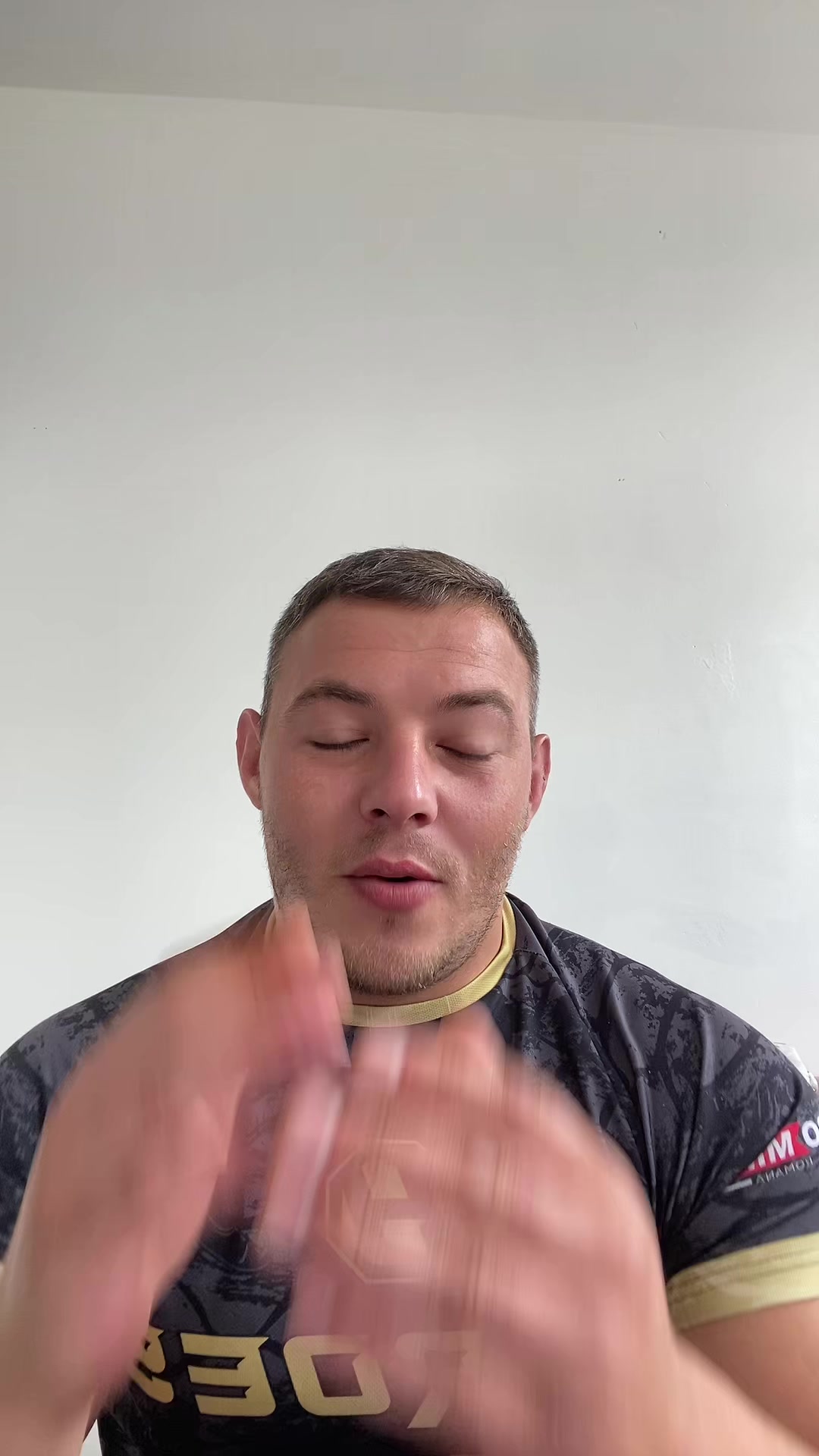 @Danu-SPARTANU👊💪💪🇲🇩🦍