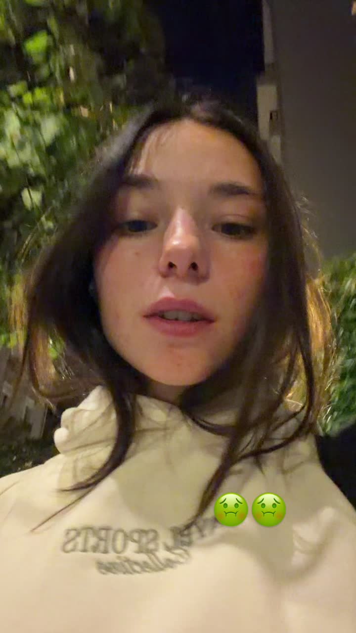 @Léane