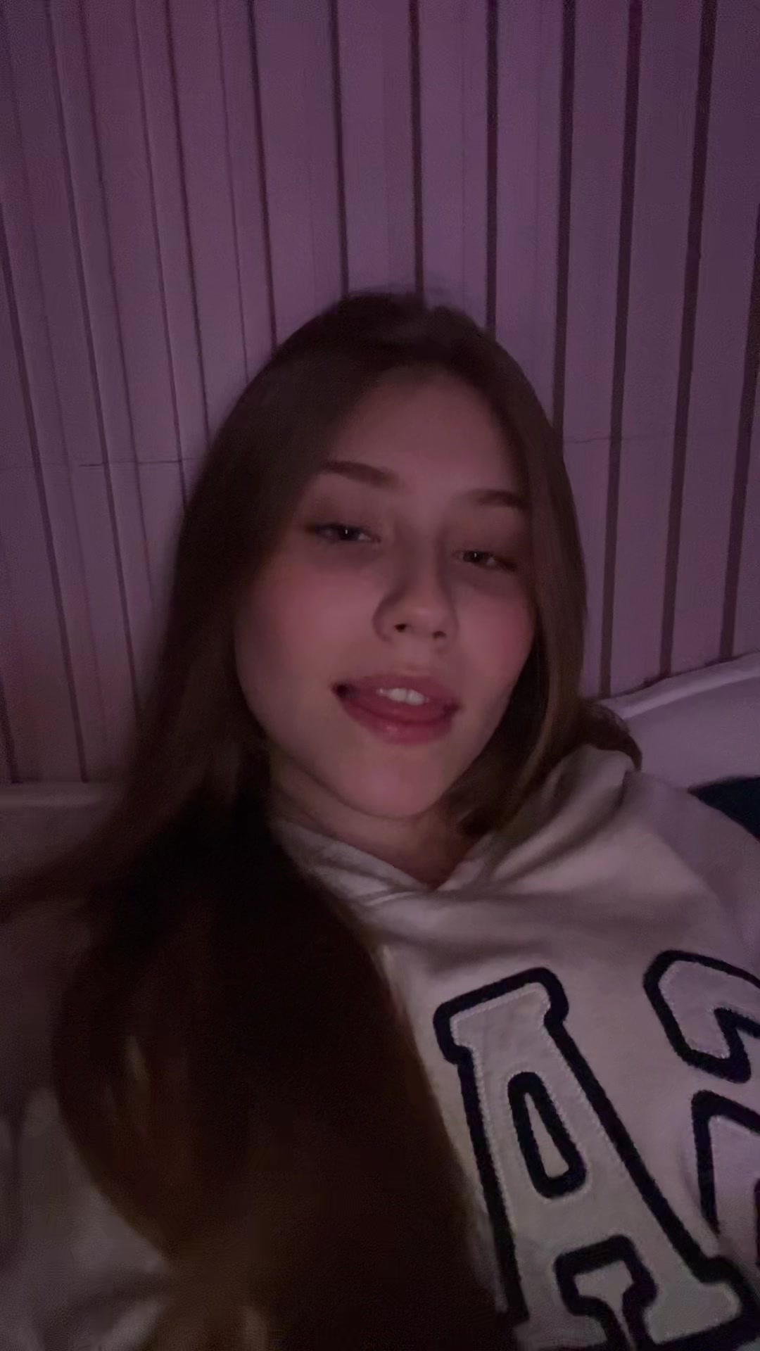 @Larapmendonca_
