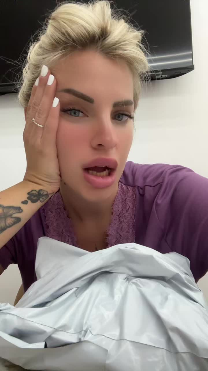 @MartinaCammarotaNails