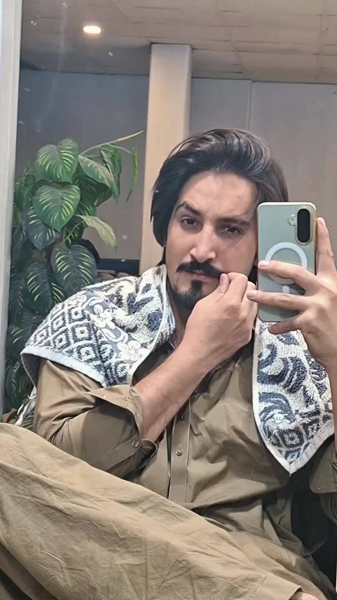 @Qadeer آفریدی