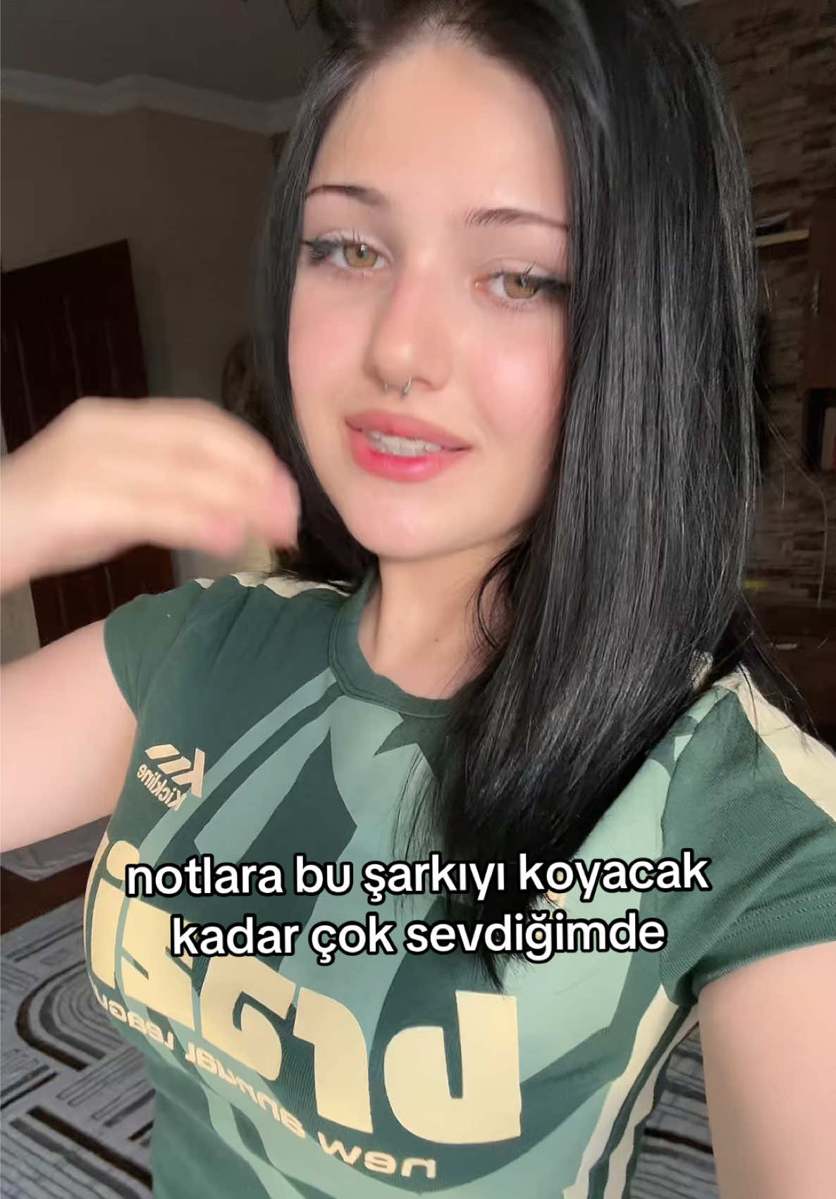 @alminadirenn