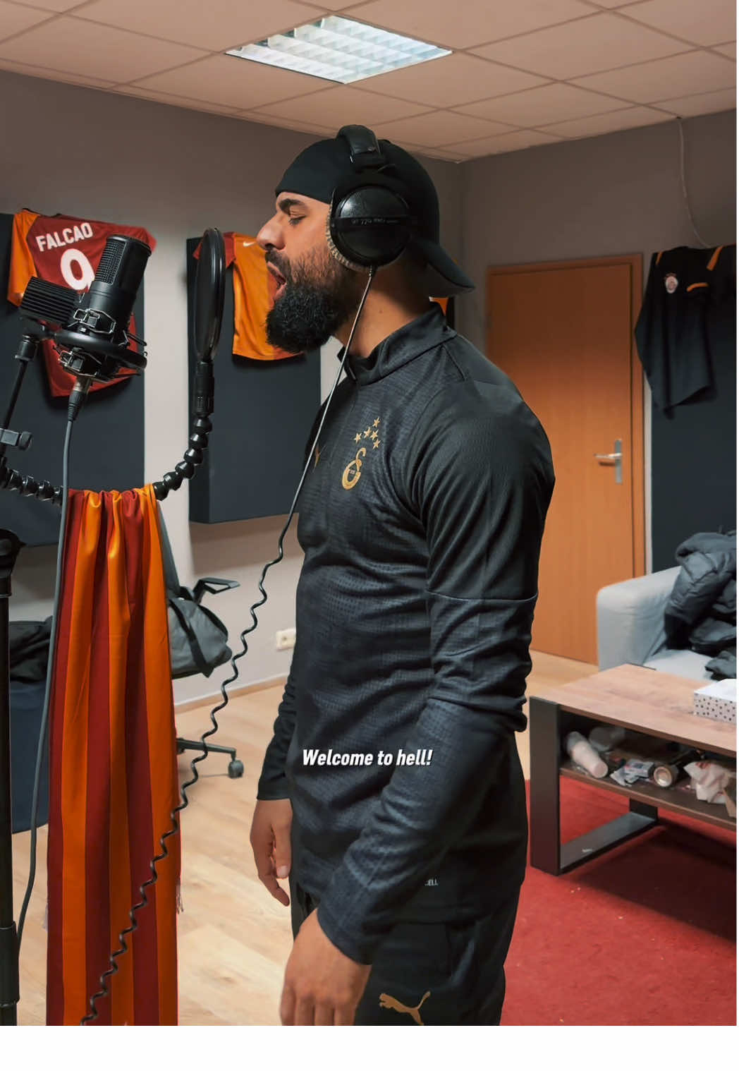 @B A R O 🎙️