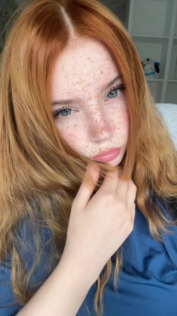 @Alice Sparkly🗡️