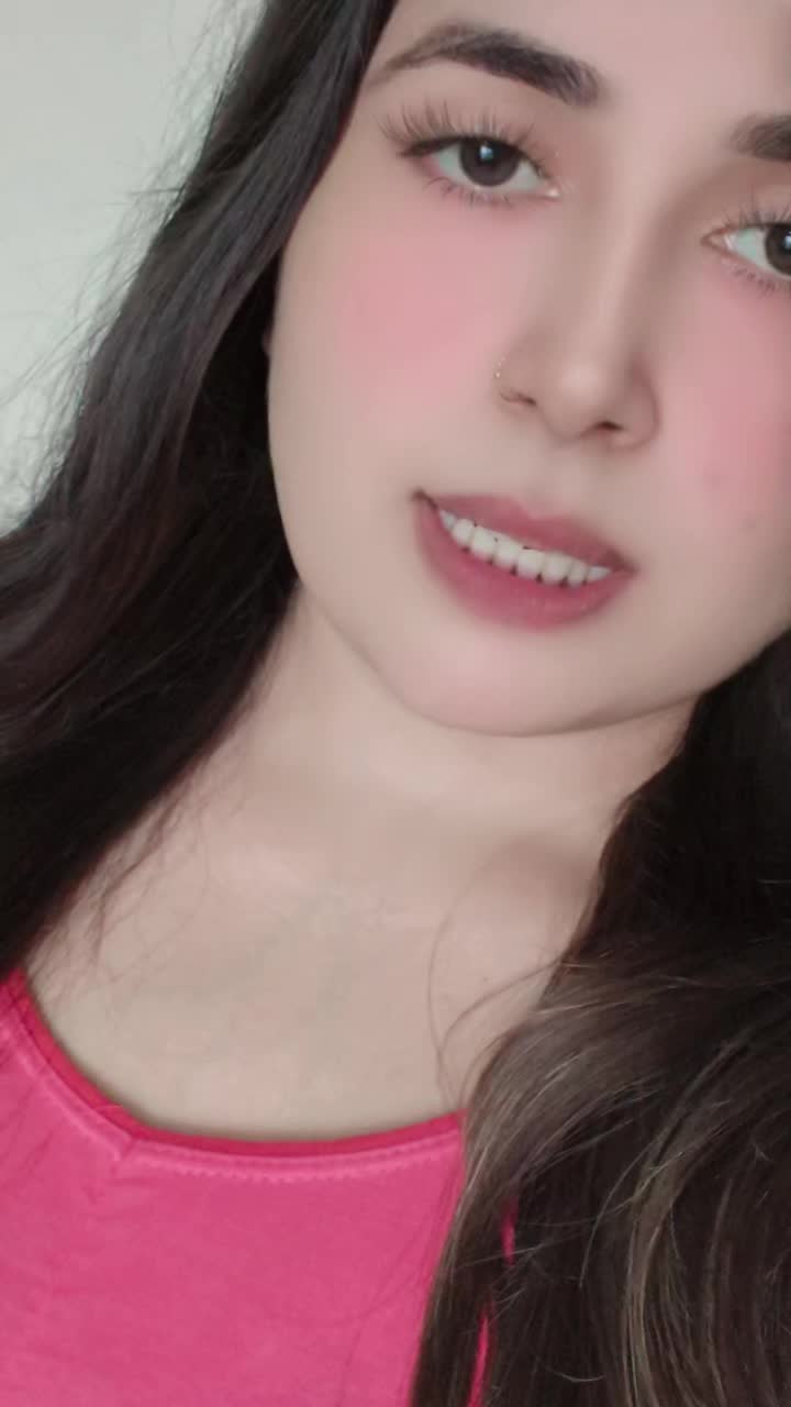 @missqueen2064