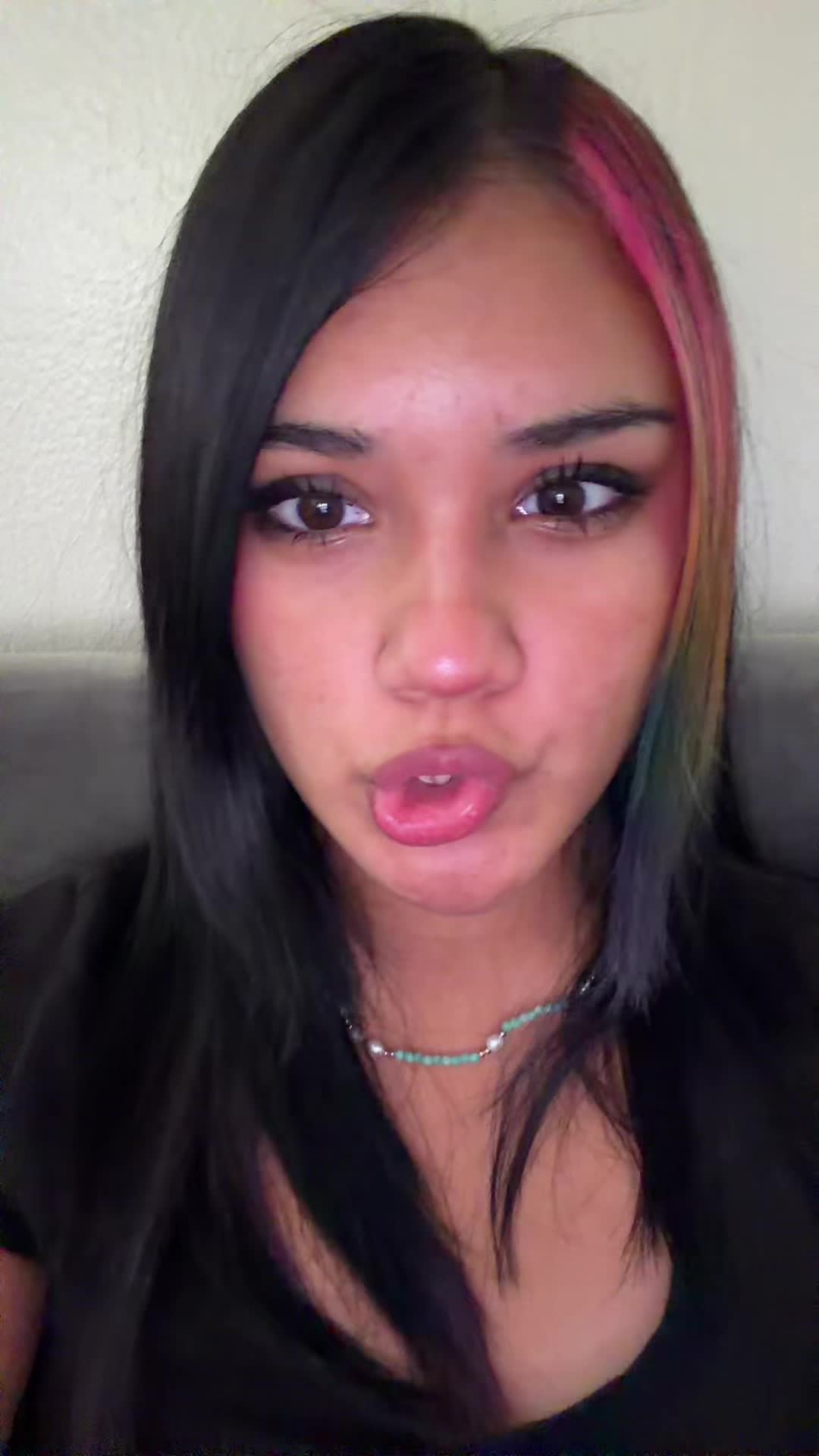 @pooping.unicornss