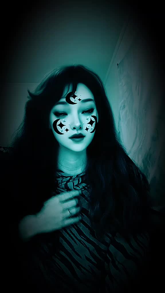 @Lady Lilith|VA