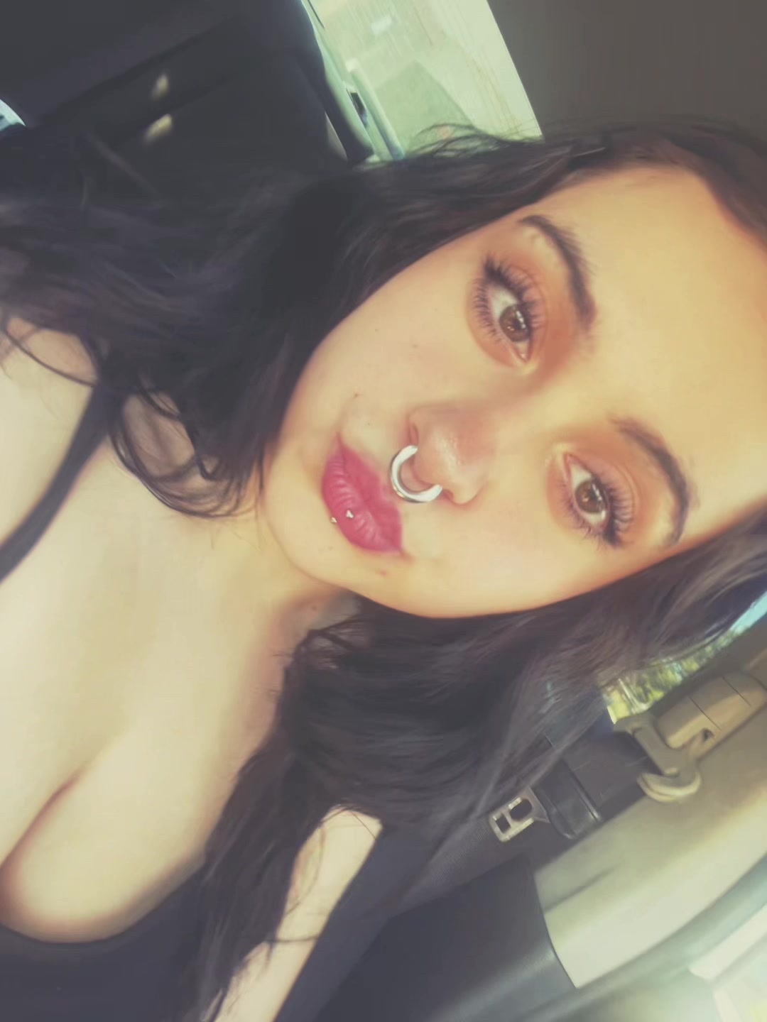 @sofia✧.*