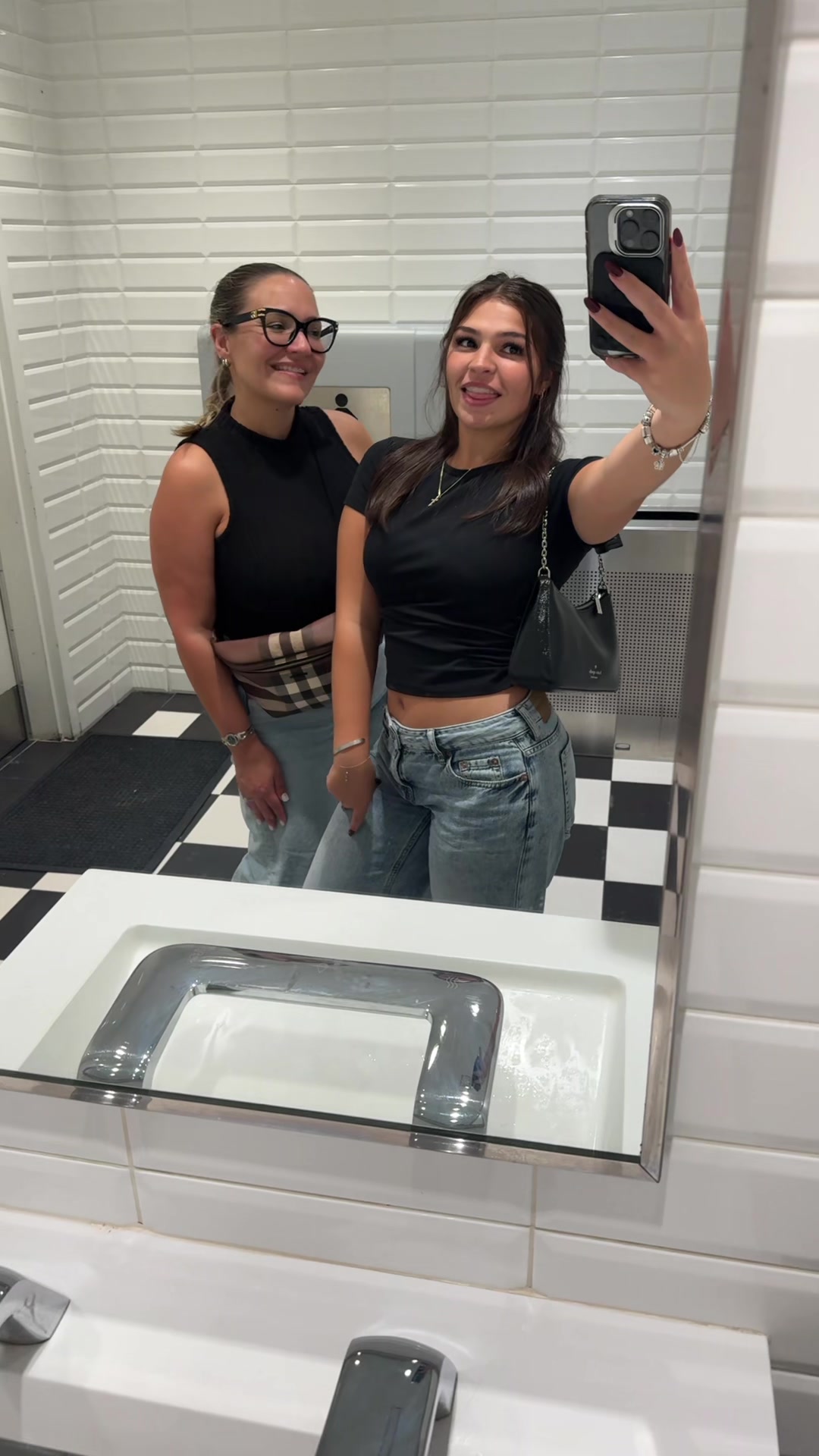@alyssa
