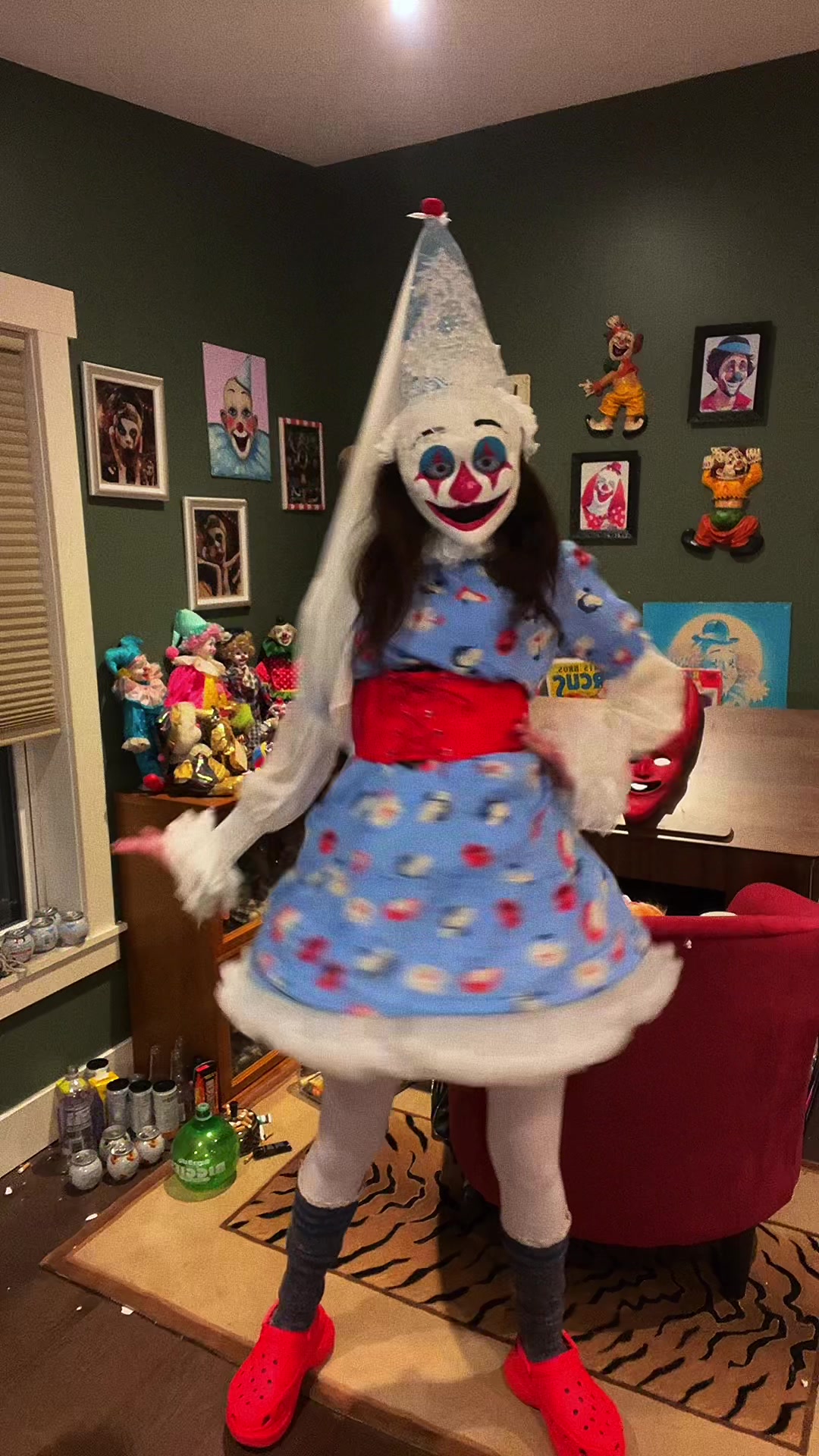 @clownlady