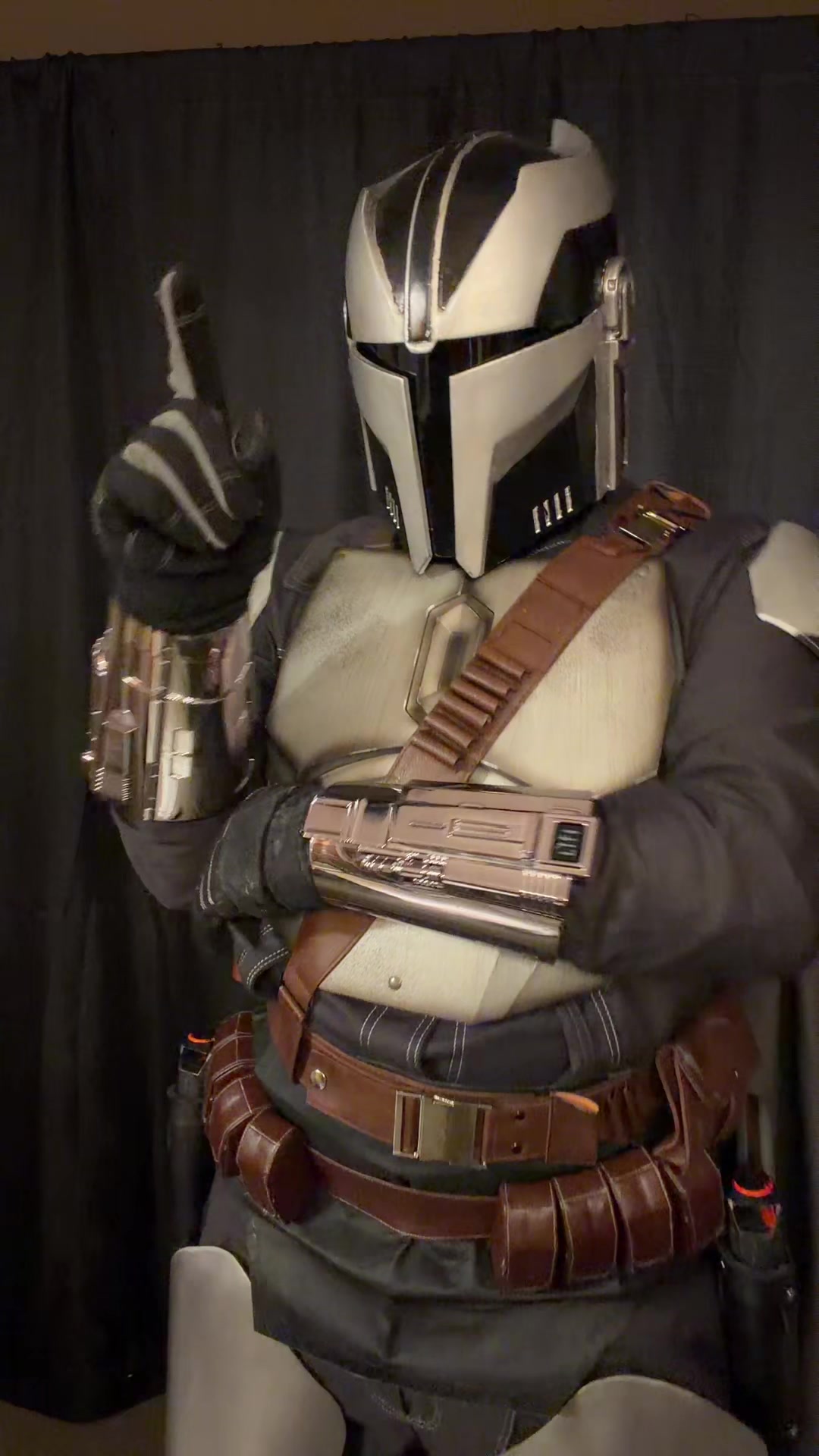 @Glueguncosplay94
