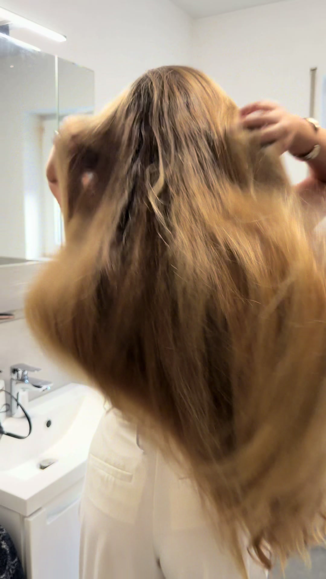 @the_hairglow