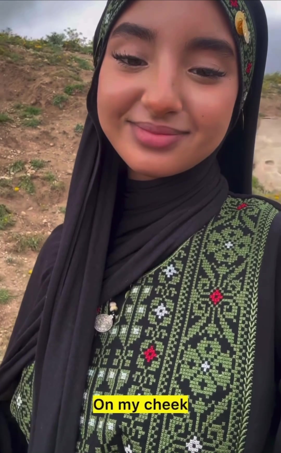 @Aya izelgue آية إزيلگ