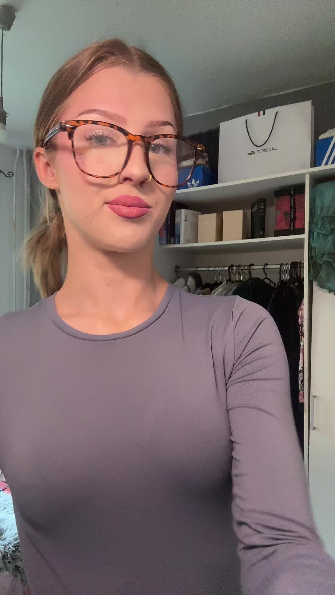 @️