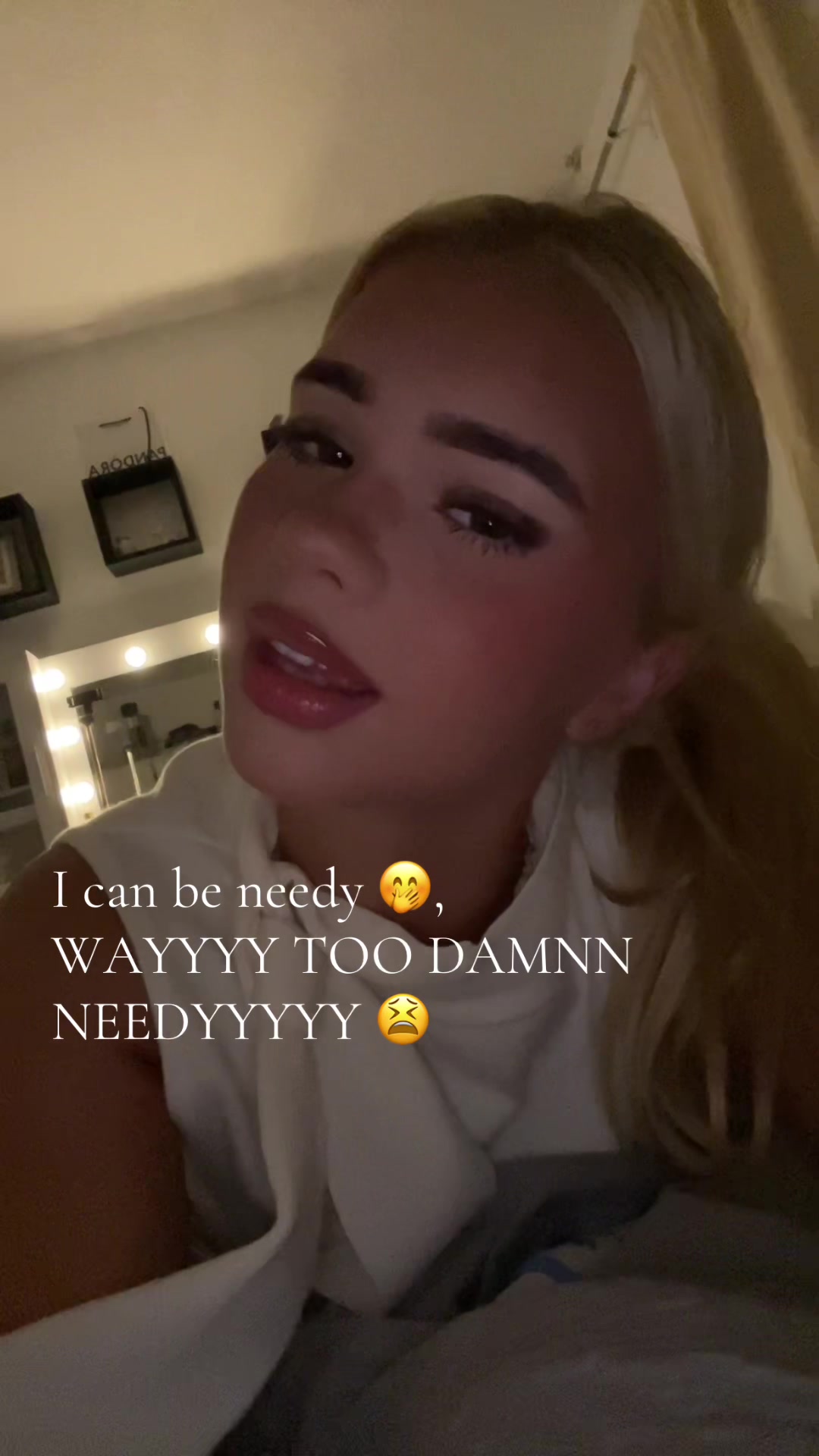 @💎𝐌𝐈𝐊𝐀 𝐁𝐑𝐎𝐎𝐊𝐒💎