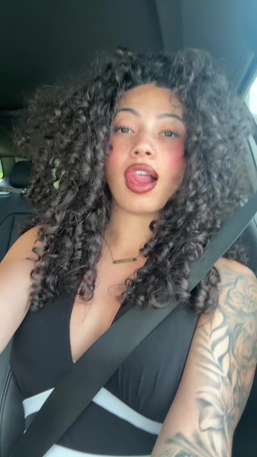 @Yasmeen 🇵🇷