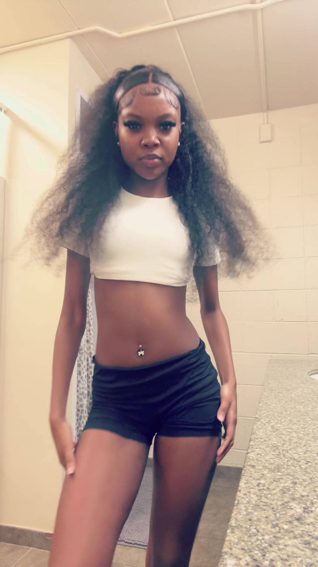 @itsoneshaprivee